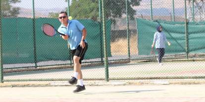 Sivas’ta tenis coşkusu başladı!