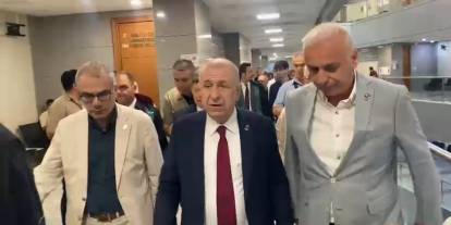 Özdağ'ın davasında duruşma  yine ertelendi