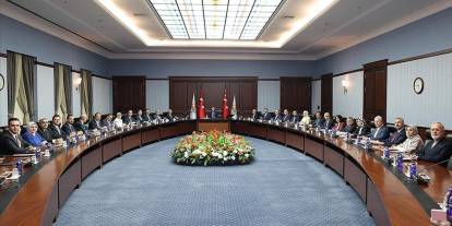 AK Parti'de MKYK toplantısı başladı