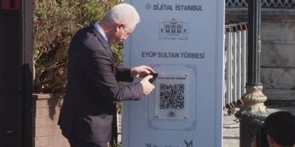 Cami ve türbelerde "karekod" dönemi!