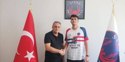 İki Sivaslı genç Dört Eylül’e imza attı