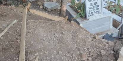 Sivas’ta Ayı Mezarı Tahrip Etti