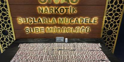 Yer Sivas... Evinde Yüzlerce Hap Bulundu