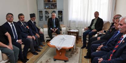 Sivas İl Protokolünden Gazilere Anlamlı Ziyaret