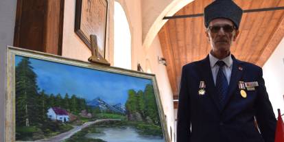 Sivas'ta yaşayan Kıbrıs gazisi, Bob Ross'dan esinlenip ressam oldu