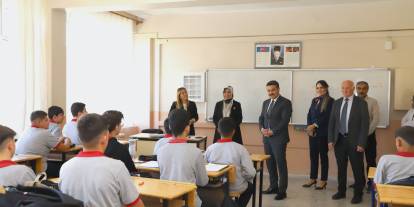 Vekil Toy, öğrencilerle bir araya geldi!