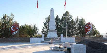 Sivas'ta Garnizon Şehitliği’nde Çalışmalar Sürüyor