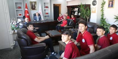 Sivaslı sporculardan Türkiye 5.’liği gururu