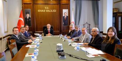 Hizmet Vakfı toplandı