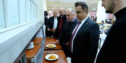 Sivas Cumhuriyet Üniversitesi'nde "yemek bursu" çilesi! Yemek bursu için belge listesi uzadı