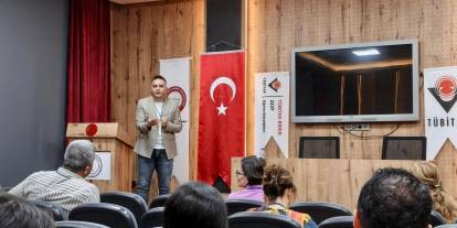 Cumhuriyet Üniversitesi'nden Akademisyen Hatay'da Eşitsizlikleri Anlattı