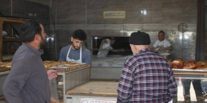 Sivas’ta fırıncı günlük kazancını Gazze’ye bağışladı