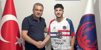 Deha Doğan Sivas Dört Eylül’de