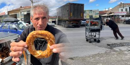 Simit satarak 4 çocuğunu okutuyor!