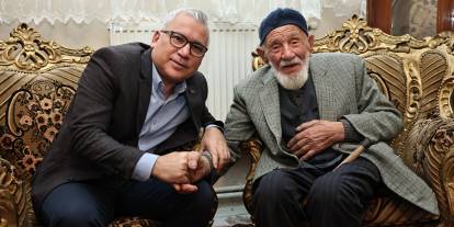 Sivas Valisi Şimşek’ten 98 Yaşındaki Kaya Bulut’a Ziyaret