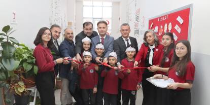 Okulda Kızılay Köşesi açıldı