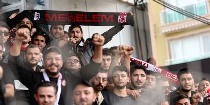 Taraftar Sivasspor'u Ankara'da yalnız bırakmadı!