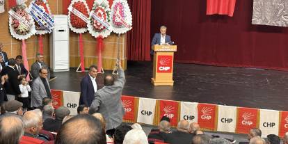 Sivas CHP İl Kongresi'nde "Etek" gerginliği