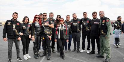 Motosiklet tutkunları sezonu Sivas drift alanında kapattı