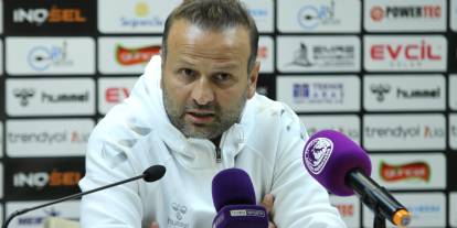 Sivasspor Teknik Direktörü Osman Zeki Korkmaz'dan "İstifa" Açıklaması