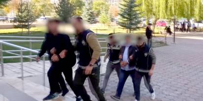 Sivas’ta Göçmen Kaçakçılığı Operasyonu: 4 Şüpheli Tutuklandı