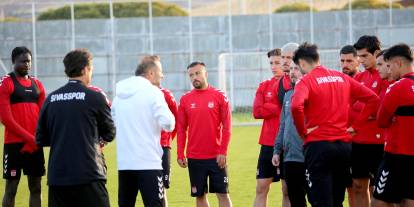 Sivasspor 3 puan için mesai harcıyor!