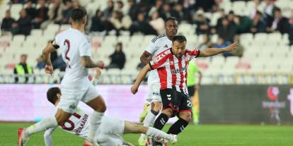 Sivasspor seriyi korudu
