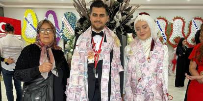 Torununa düğünde takı olarak ev, araba ve tarla hediye etti