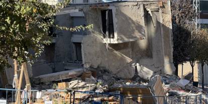 Gebze'de çöken binanın enkazı savcıların incelemesi sonrası kaldırılacak