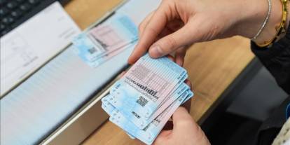 Eski tip ehliyetlerin yenilenmesi için tanınan süre bugün sona eriyor