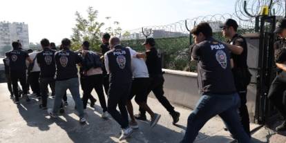 Loca bileti satarak dolandırıcılık yapan 16 şüpheli yakalandı