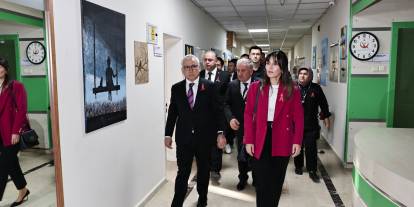 Vali Şimşek, Erişkin Arındırma Merkezi’nde İncelemelerde Bulundu