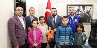 Sivas'ta öğrencilerden Filistin’e anlamlı destek