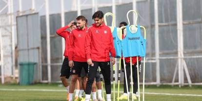 Sivasspor 3 puan için ter döküyor