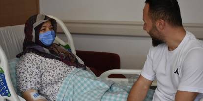 Böbrek hastası ablalarına "hayat vermek" için yarıştılar