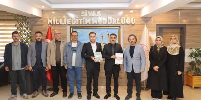 Sivas'ta komisyondan  Erdoğan’a sunum