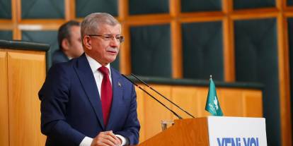 Ahmet Davutoğlu: CHP'nin kapatılması için Yargıtay'a bildirimde bulunulması tam bir facia