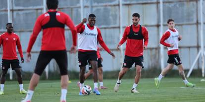 Sivasspor'da Erok maçı hazırlıkları başladı
