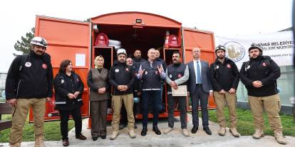 Sivas’ta İlk Afet Konteyneri O Mahalleye Kuruldu