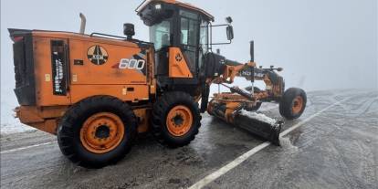 Ulaştırma ekiplerinin karla mücadele mesaisi başladı