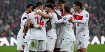 A Milli Futbol Takımı, İspanya deplasmanında