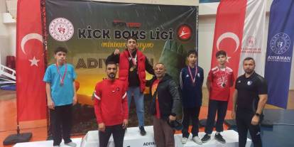 Sivaslı Kick Boksçular 3 altınla döndü