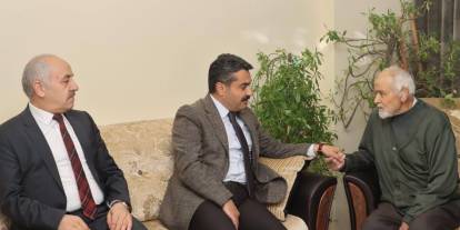 Sivas'ta şehit babasına anlamlı ziyaret