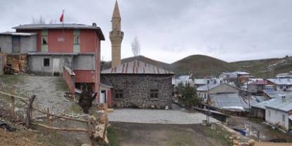 Sivas'ta Din Görevlisine Yapılan Saldırıya Tepki Yağıyor