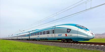 Aile yılında 934 bin kişiye indirimli ulaşım