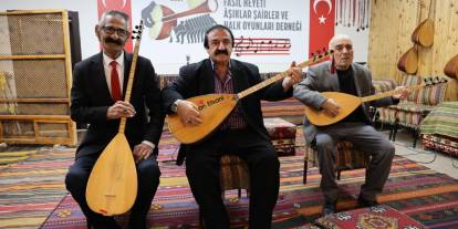 Sivas'ta Aşıklar İkiye Bölündü! İşte Nedeni?