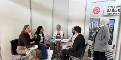 SCÜ Hastanesi 64 Ülkenin Buluştuğu Fuarın İlgi Odağı Oldu