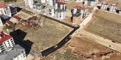 Sivas’ta ulaşım konforu için asfalt çalışmaları sürüyor