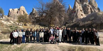 Koyulhisar'da lise öğrencilerine yönelik kültür gezisi düzenlendi