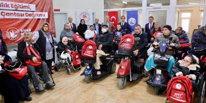 Engelli Vatandaşlara Afet Çantası Dağıtıldı